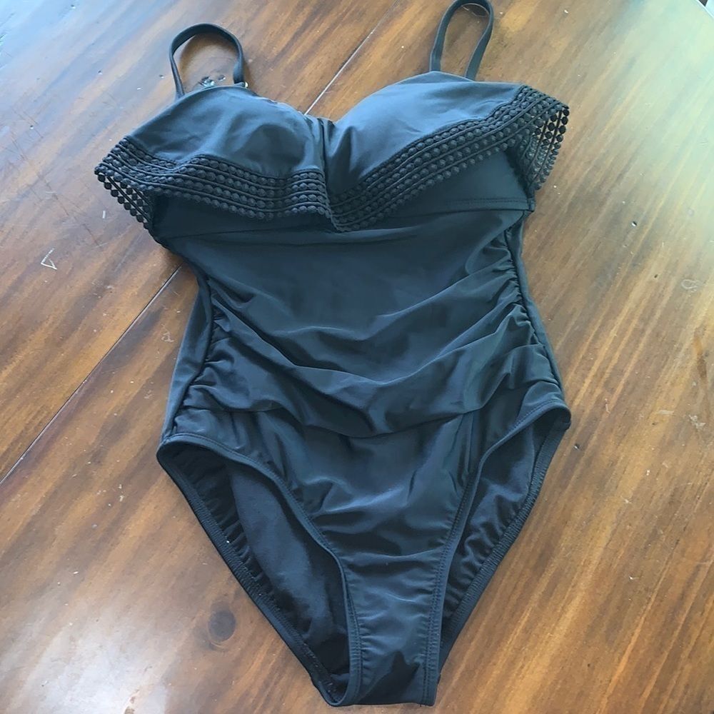 Kona Sol black ruffle top one piece swimsuit, Medium